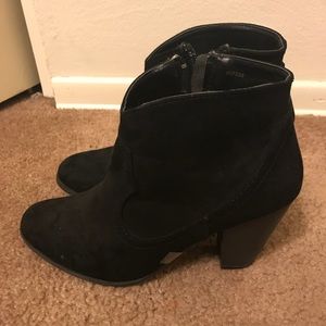 Size 6 black booties